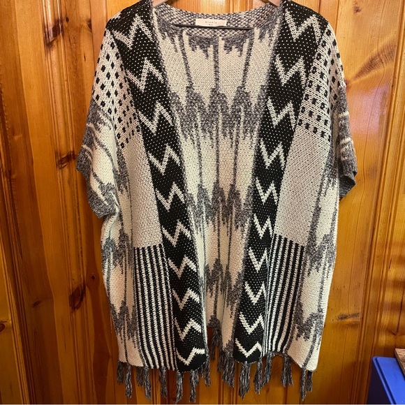 Elodie Mohair Aztec Sweater with Fringe - size M - Picture 4 of 8